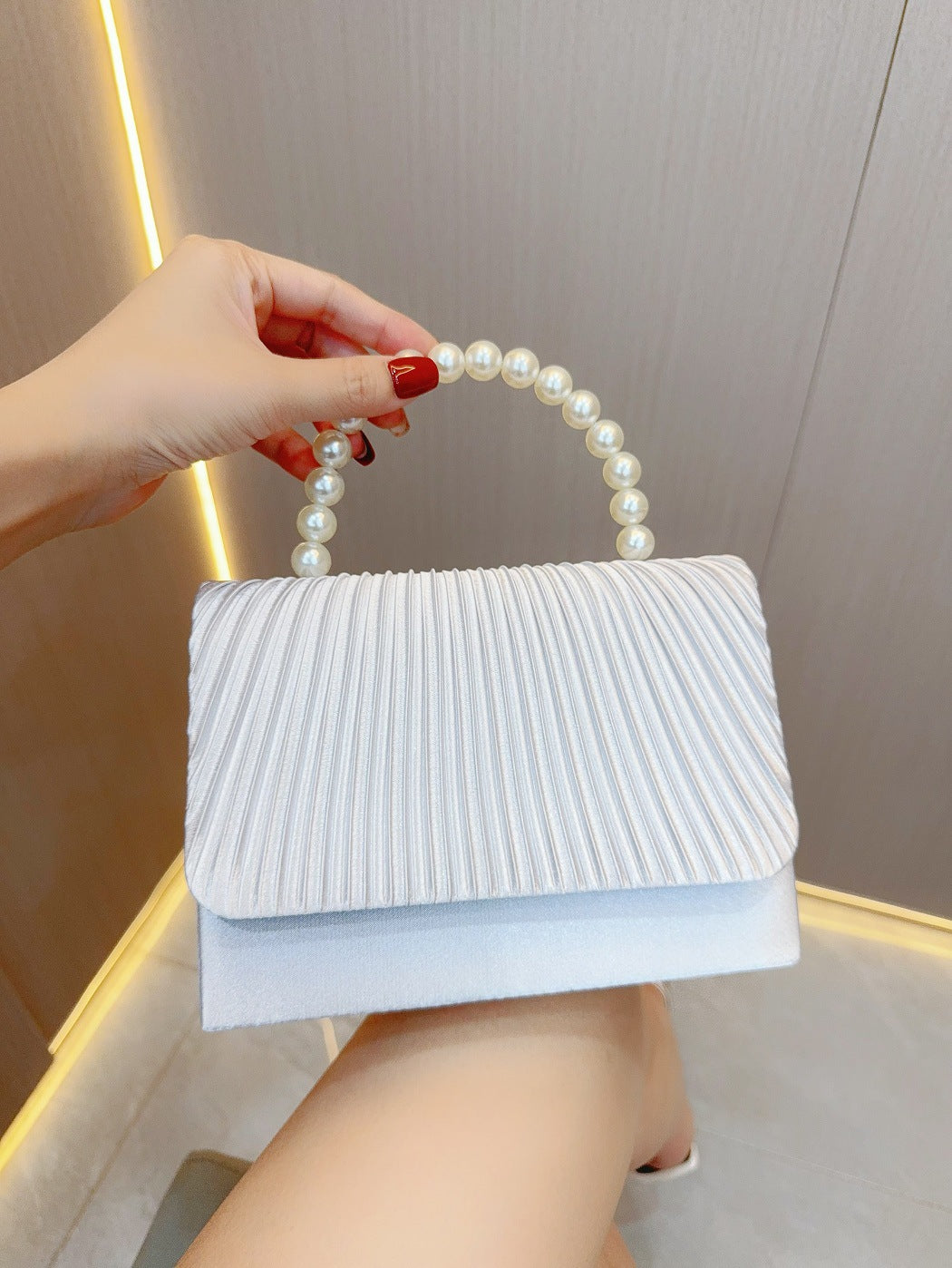 Foldura Clutch