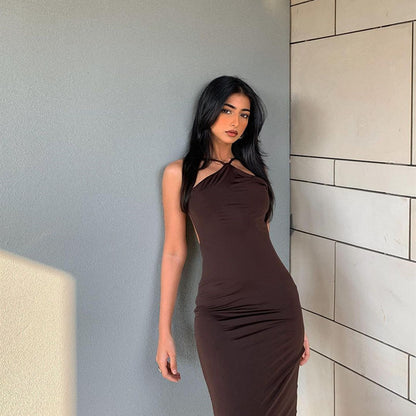 Essence Maxi