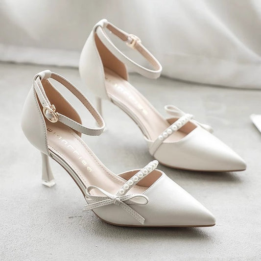 Blanche Stiletto