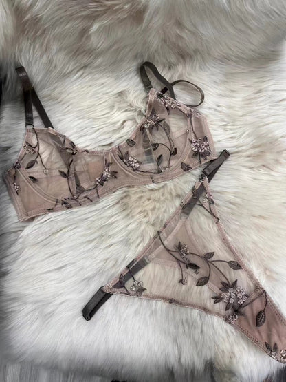 Lush Lace Sheer Set