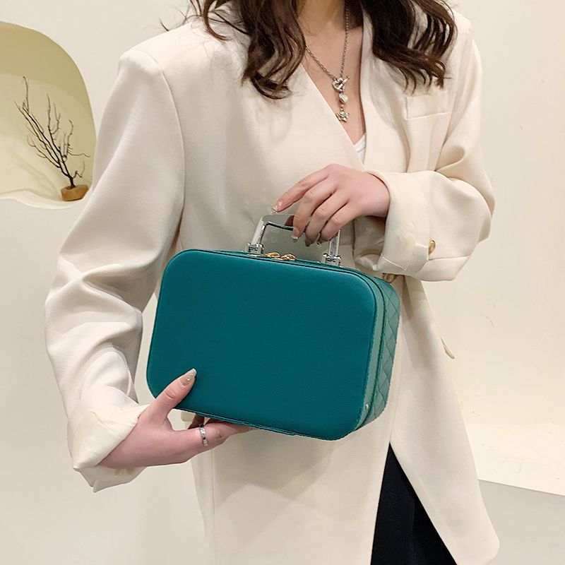 Velura Beauty Case
