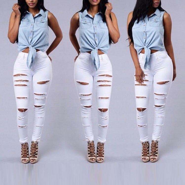 EdgeFit Ripped Skinny Jeans